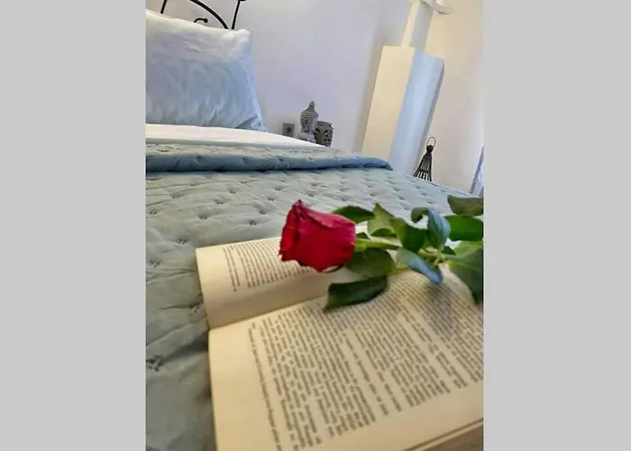 Holiday home Somnium A Newly Renovated House In Kamari (Santorini)